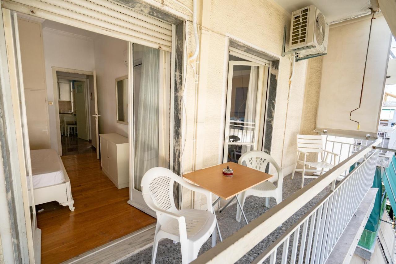 Larissa Station Metro St. 2 Bedrooms 3 Pers. Flat Athen Eksteriør billede
