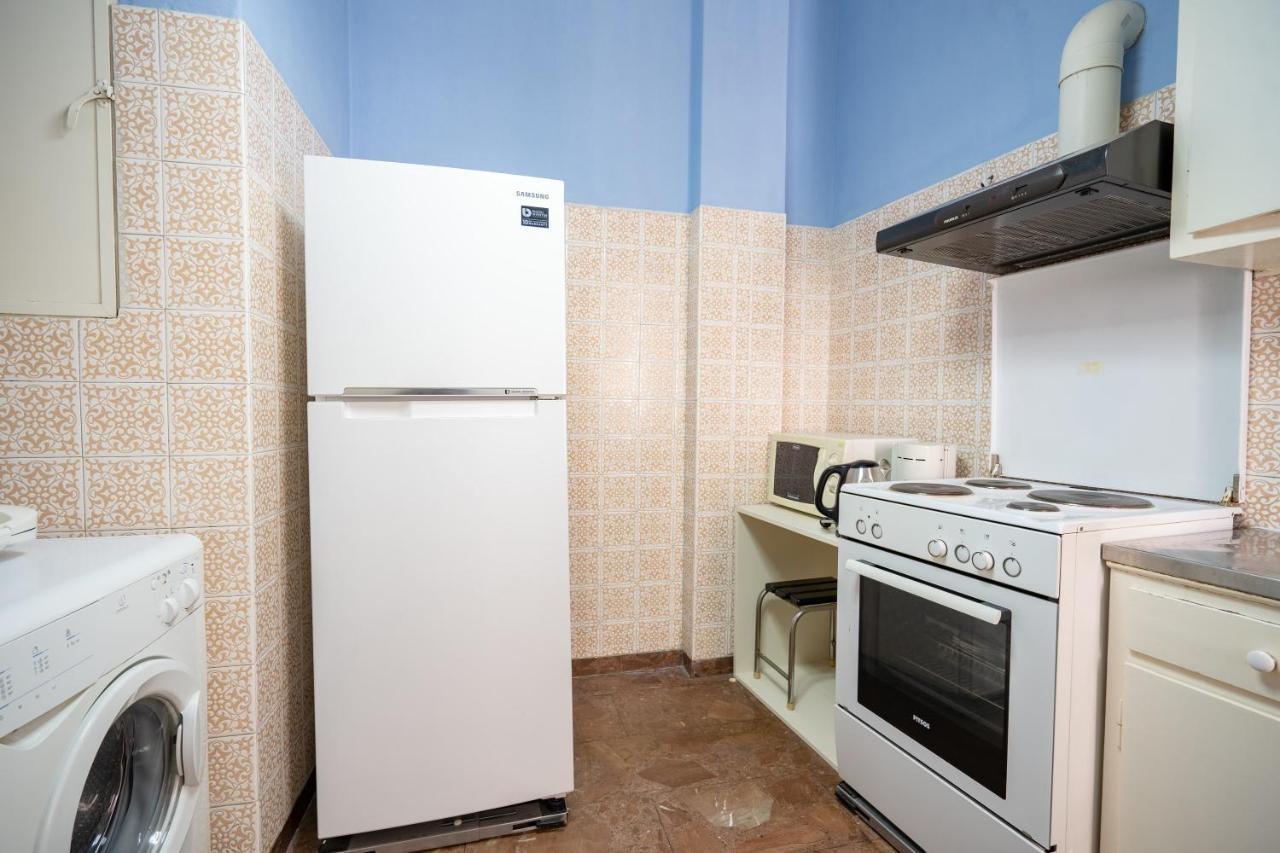 Larissa Station Metro St. 2 Bedrooms 3 Pers. Flat Athen Eksteriør billede