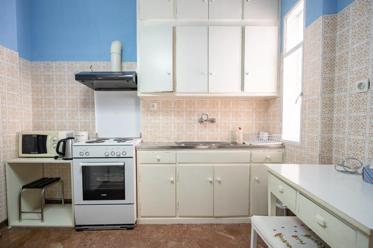 Larissa Station Metro St. 2 Bedrooms 3 Pers. Flat Athen Eksteriør billede