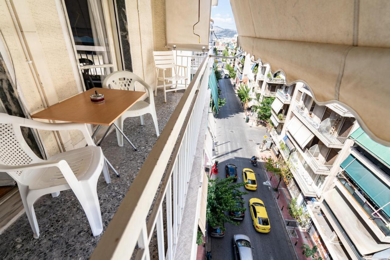 Larissa Station Metro St. 2 Bedrooms 3 Pers. Flat Athen Eksteriør billede